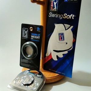 PGA Tour 4 piece gift set: 1 XL Synthetic Leather Glove, 1 weight, 2 Ball Marker